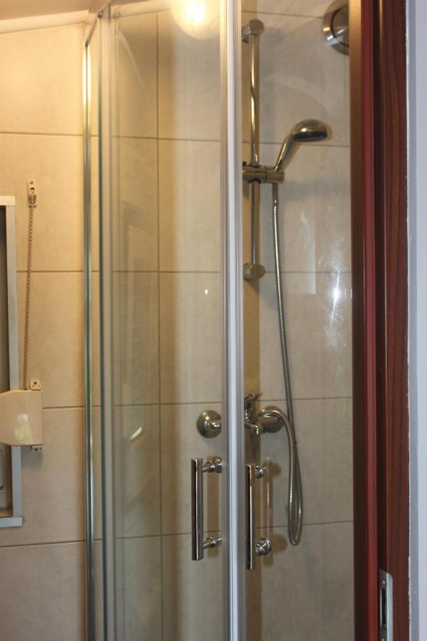 Pod Neptunem Miedzyzdroje Ngoại thất bức ảnh